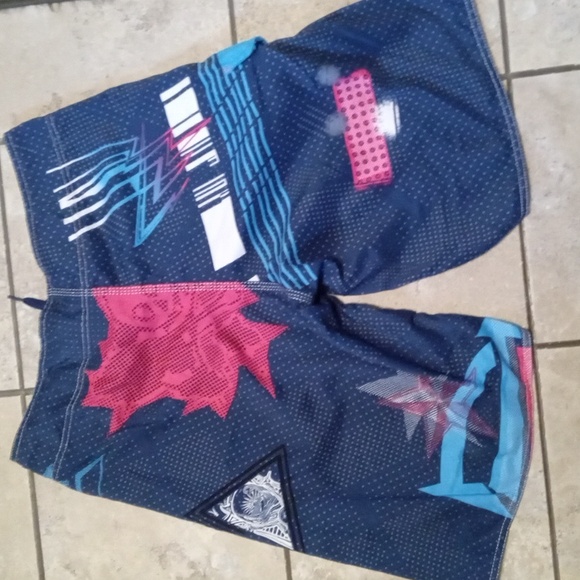 Men's swim shorts - Picture 2 of 2